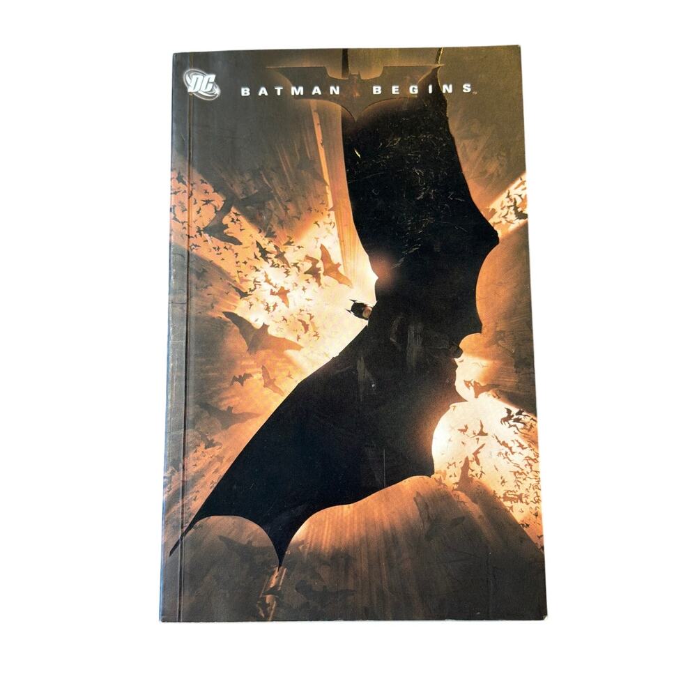 DC comics Batman Begins Movie tie in mini comic special dvd issue 2005